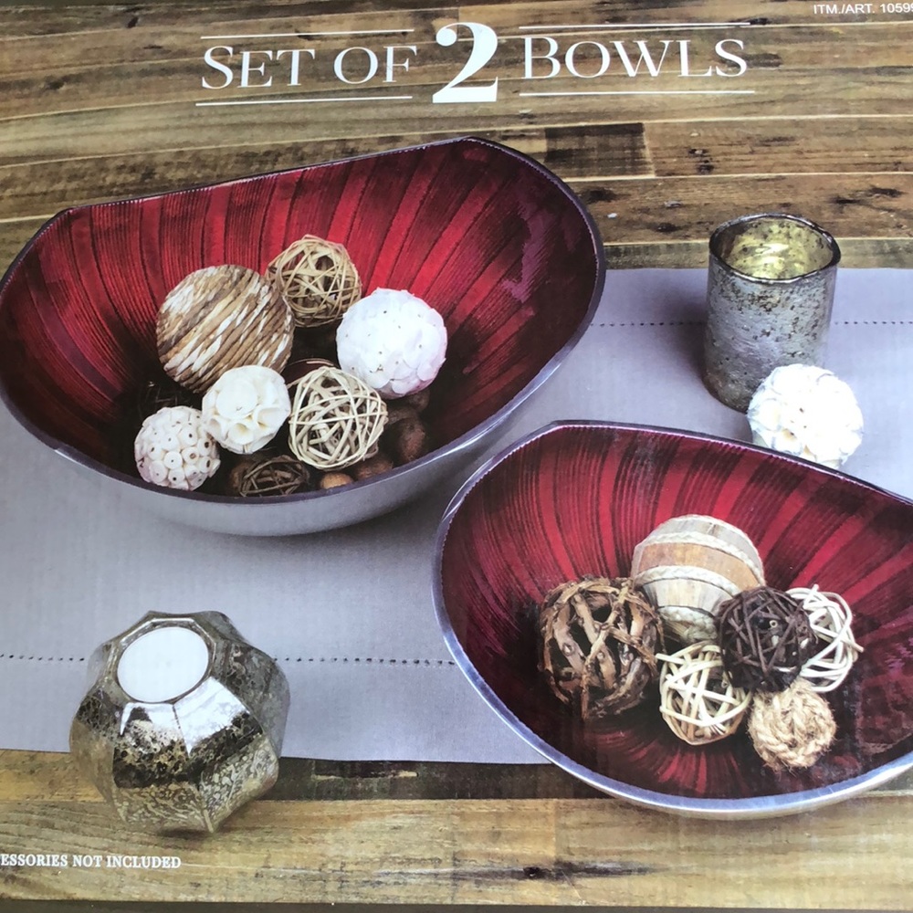 Set of 2 Bowls